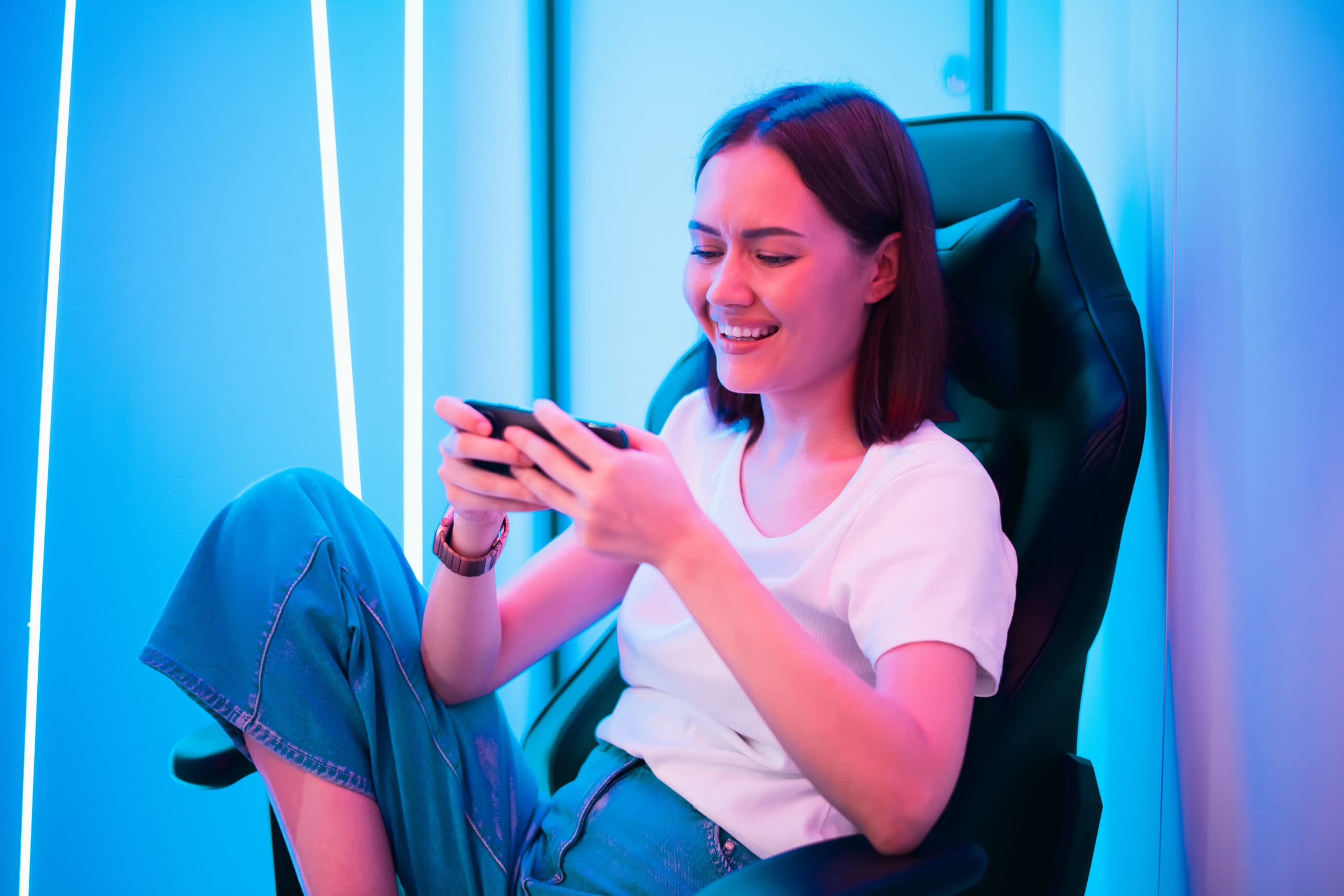 The Impact of Mobile Apps on the Gaming Industry