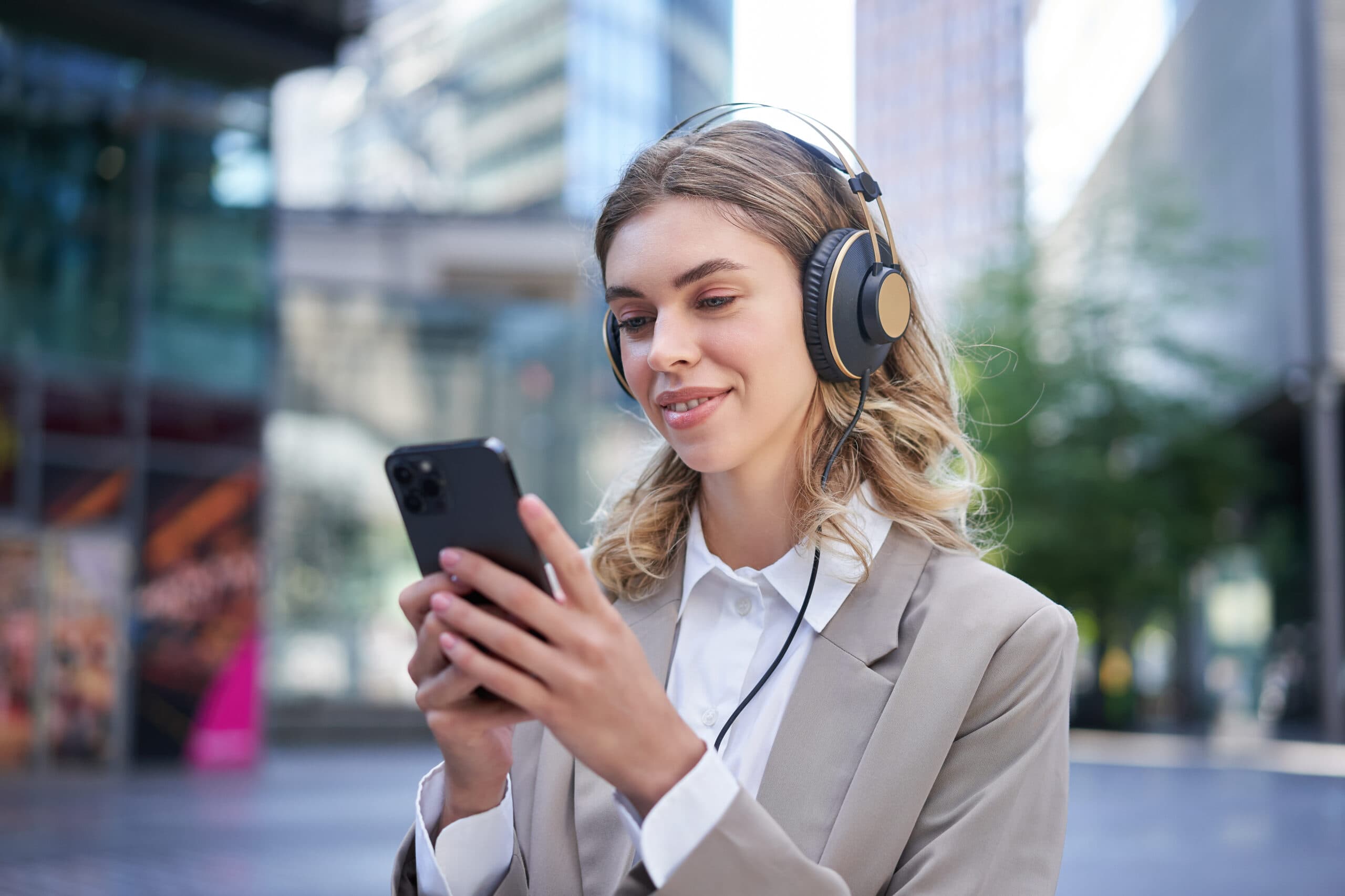 The Impact of Mobile Apps on the Music Industry